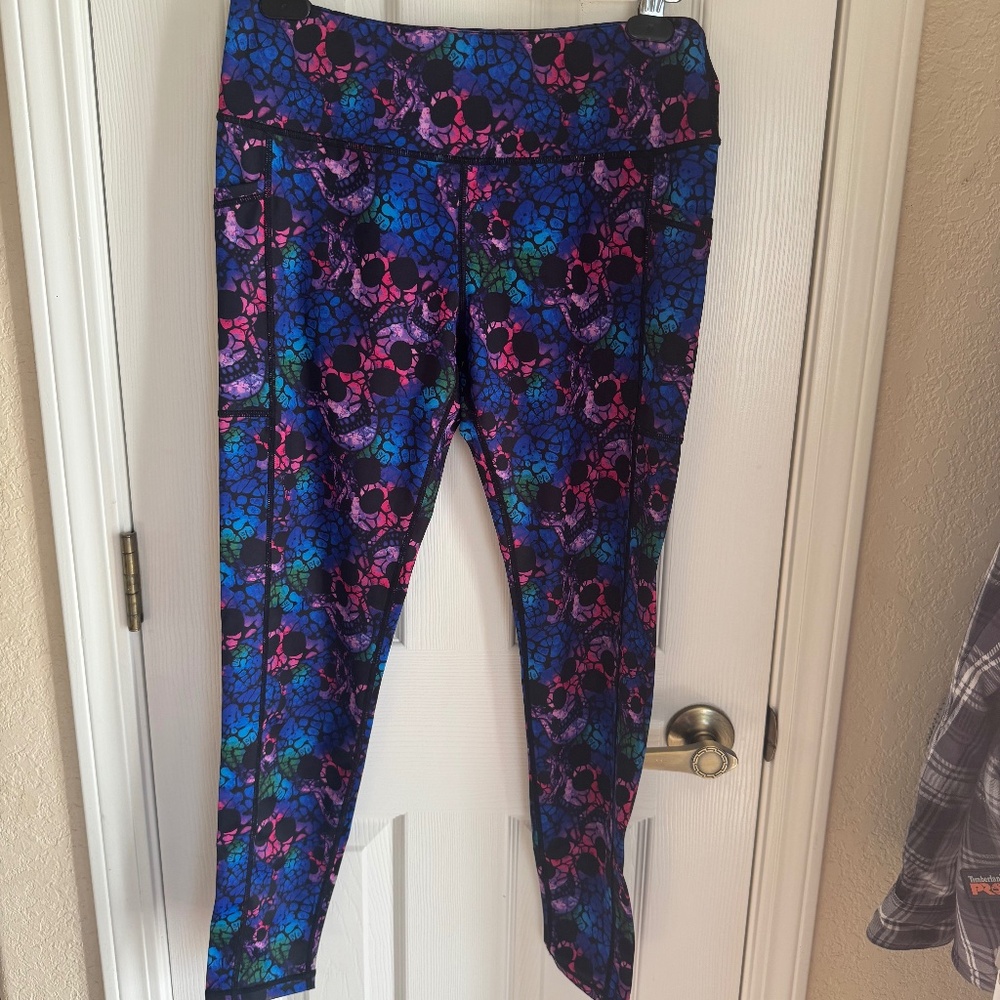 Brand new constantly varied gear CVG skull  leggings Sz L